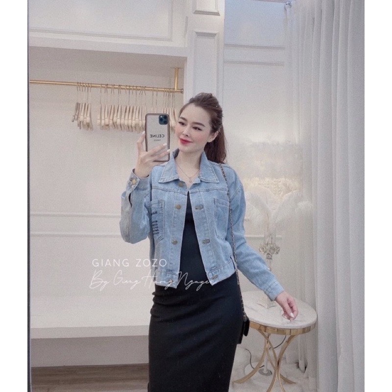 Áo khoác bò croptop cúc sau | BigBuy360 - bigbuy360.vn