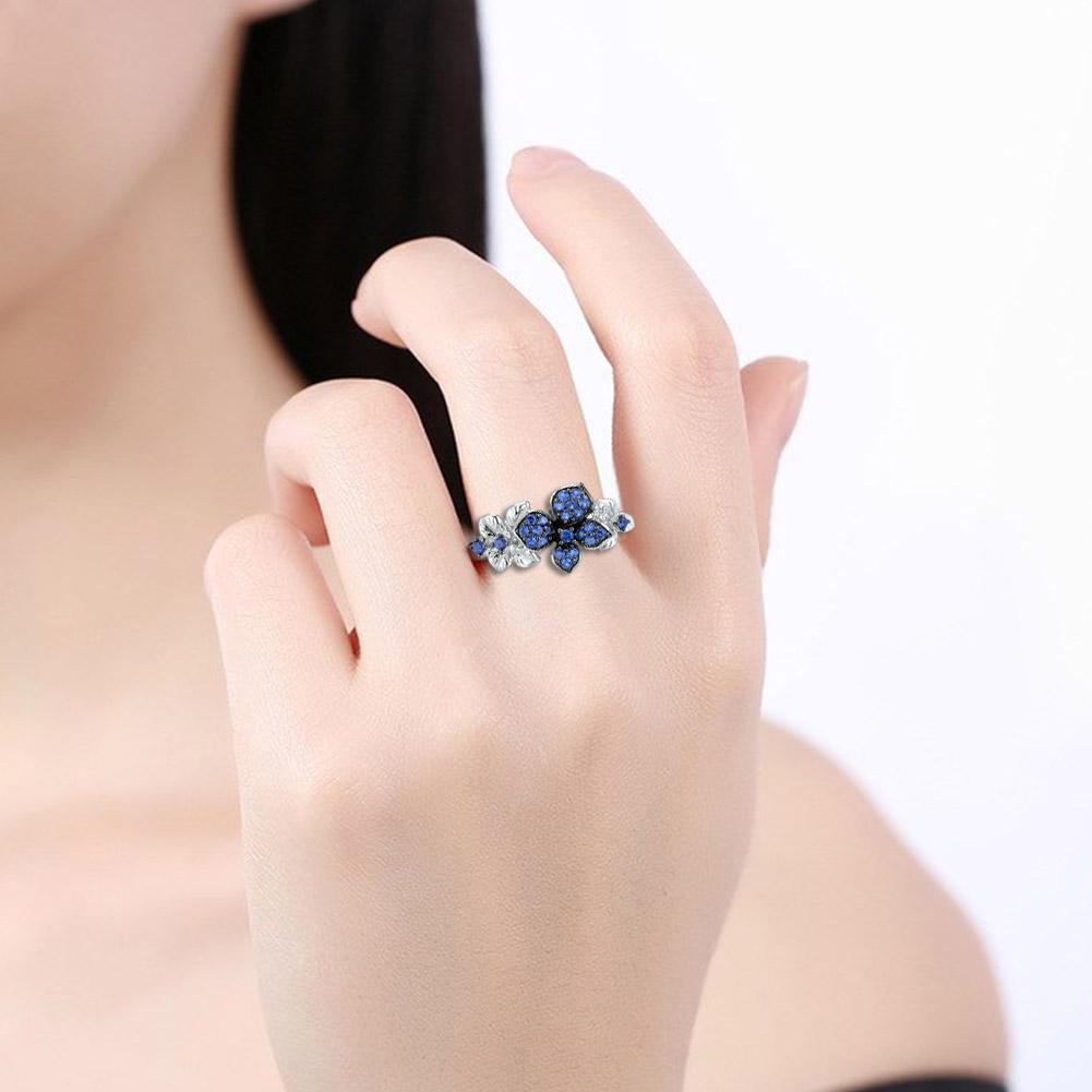 nữ tuyệt đẹp Hoa bạc Nhẫn cưới màu xanh lam Đồ trang sức bằng đá Sapphire Kích thước 6-10