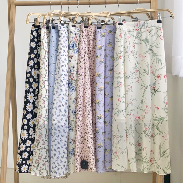Chân váy cạp phẳng 4cm Floral Skirts Betterista | BigBuy360 - bigbuy360.vn