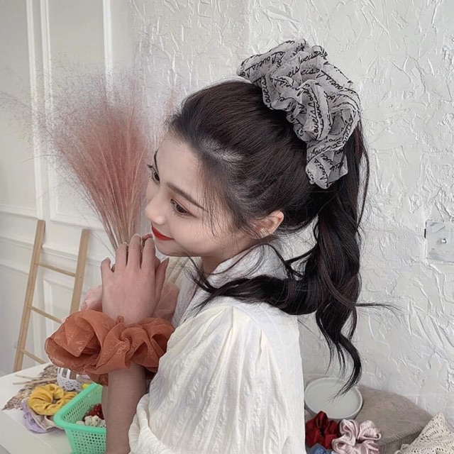 Chun cột tóc Scrunchie voan chữ siêu to