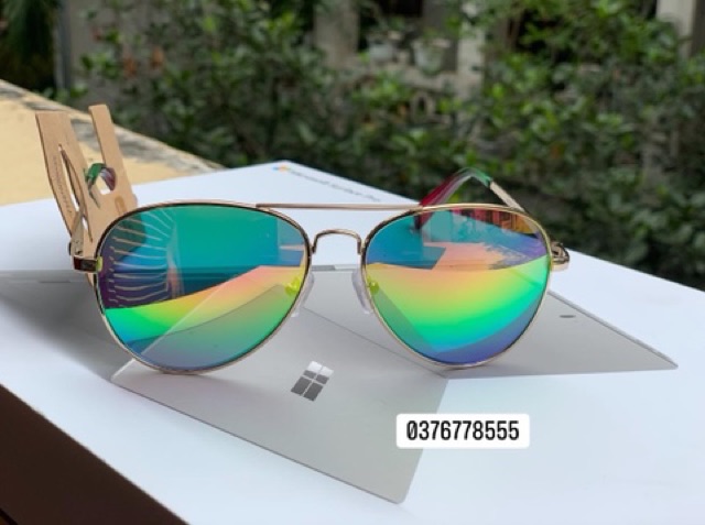 Kính HM và Kính American Eagle chống nắng sale