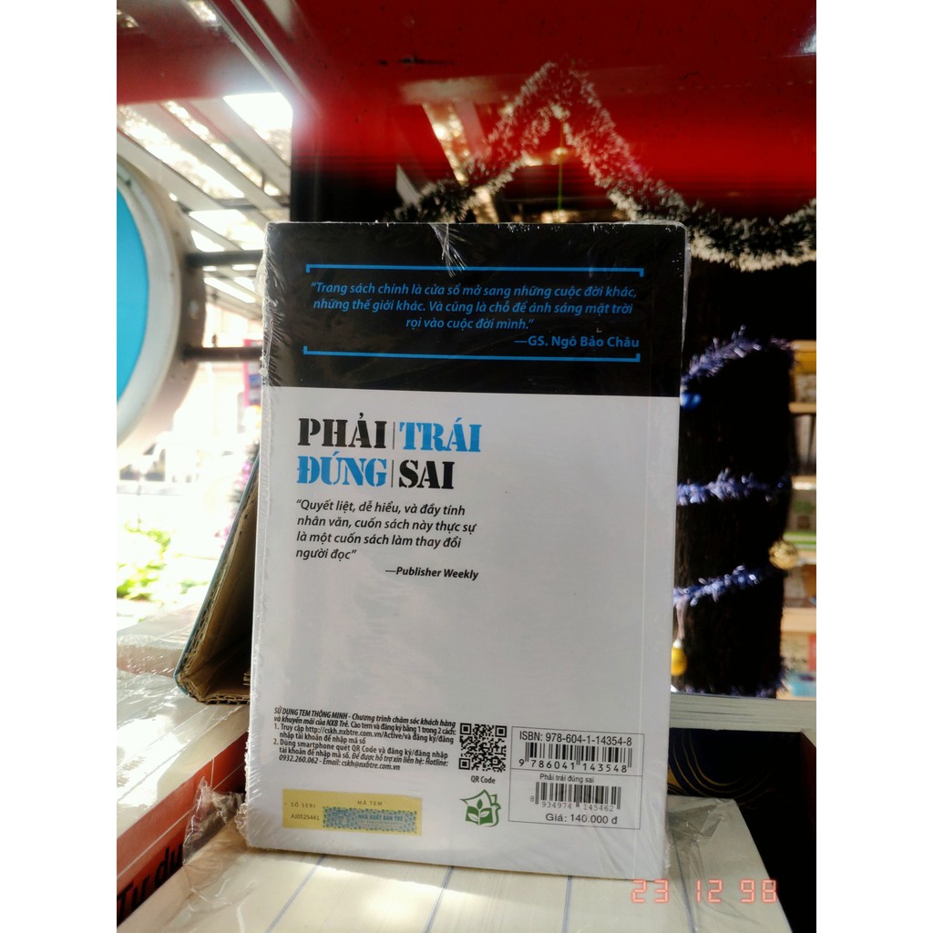 [Mã LIFEXANH24 giảm 10% đơn 99K] Sách-Phải Trái Đúng Sai | BigBuy360 - bigbuy360.vn