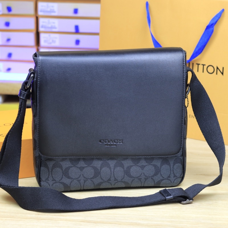 Túi đeo chéo nam C2389 có ngăn để máy tính bảng size 25cm da mềm không nhăn