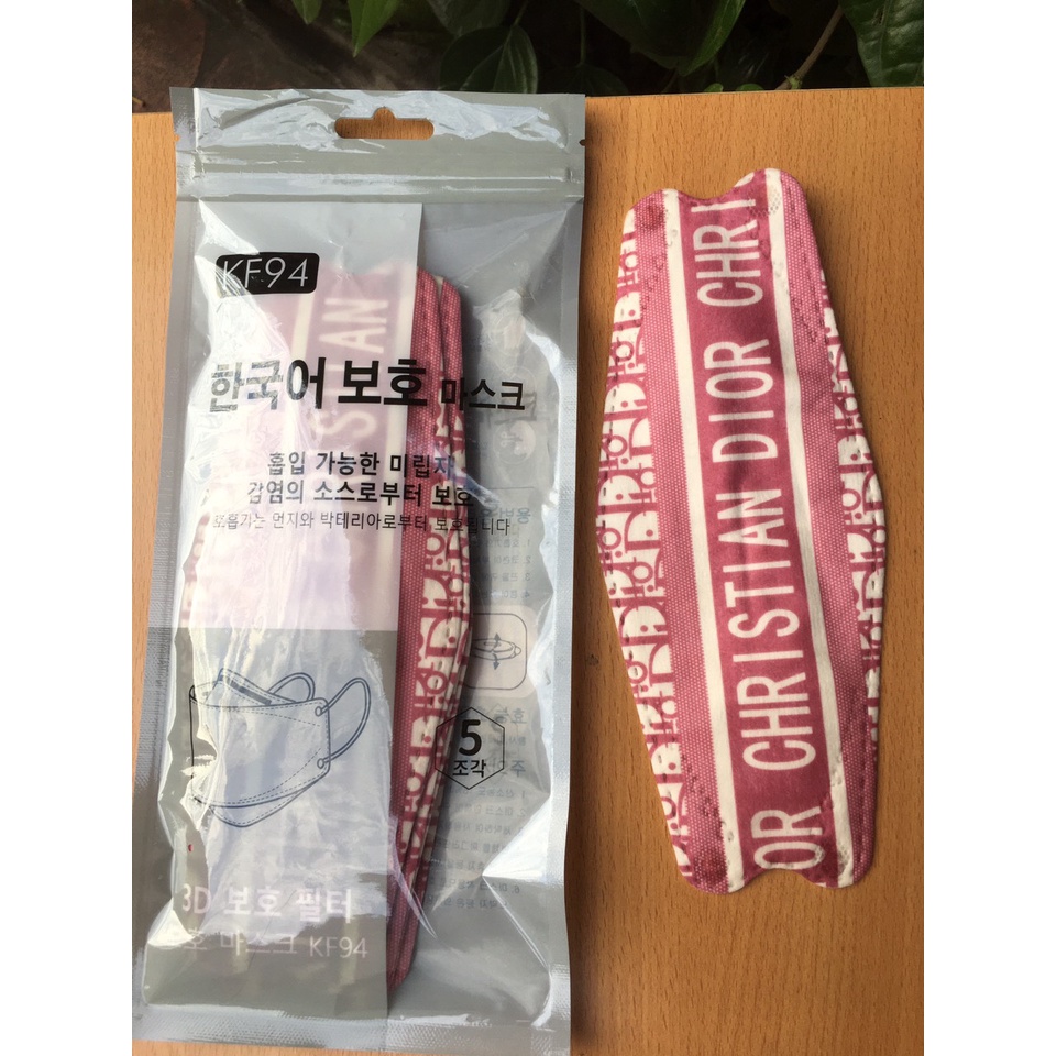 KHẨU TRANG KF94 NƯỚC NGOÀI ( LV, CHANNEL, DIO ) TÚI 5 CÁI | BigBuy360 - bigbuy360.vn