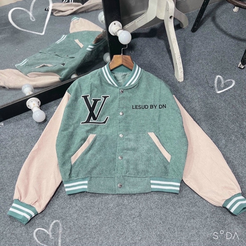 Áo Khoác Nhung Tăm Dáng Lửng Tay Cánh Dơi Thêu Chữ L-V Tay và Lai Áo Bo Chun_AK69