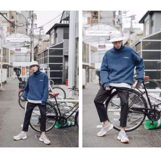 Áo sweater cổ lọ