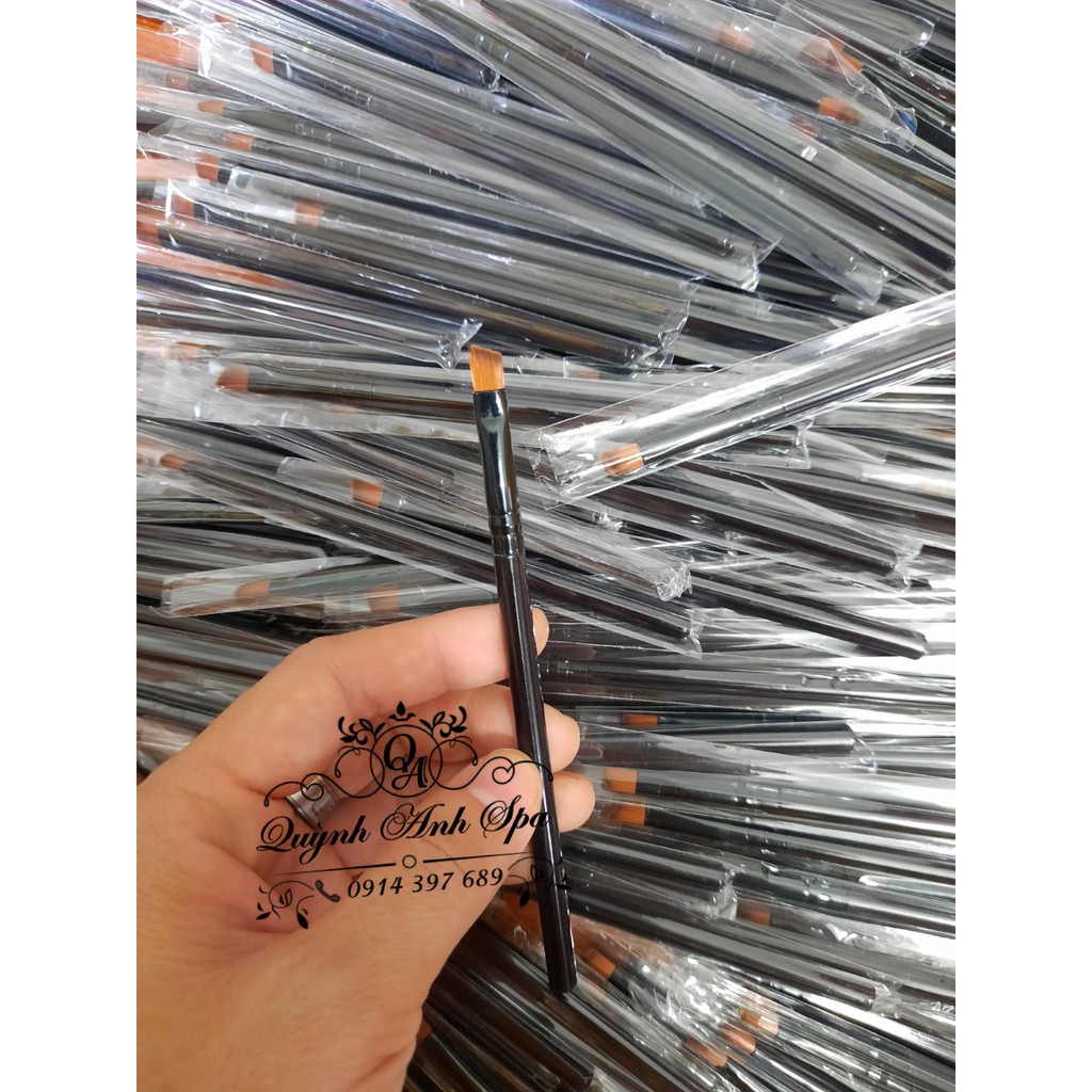 Chổi Tém Lông Mày