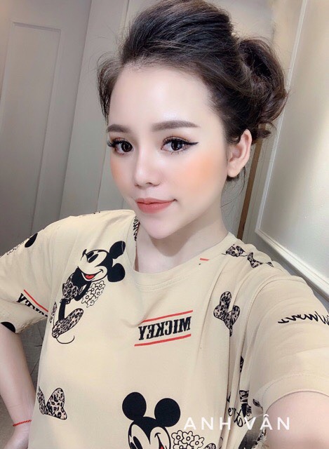 Sét áo phông mickey quần ống rộng sang chảnh | BigBuy360 - bigbuy360.vn