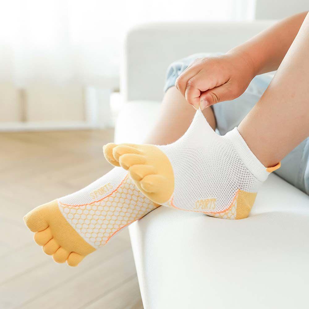 Vớ Thể Thao Năm Ngón Chống Trượt Thấm Hút Mồ Hôi Màu Sắc Phù Hợp Cho Trẻ Em
