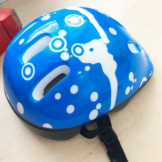 - Mũ bảo hiểm panda cho bé