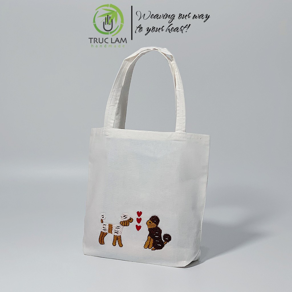 Túi Xách Vải Linen Thêu Tay Họa Tiết Hai Chú Chó (C) - Trúc Lâm Handmade