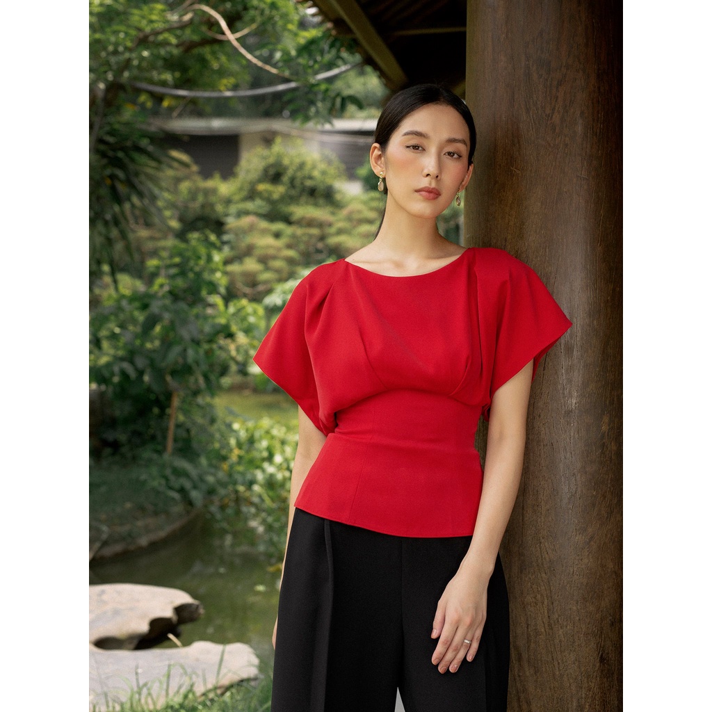 D.CHIC 1811566-ÁO CHIẾT EO CỔ THUYỀN TAY CỘC ĐỔ