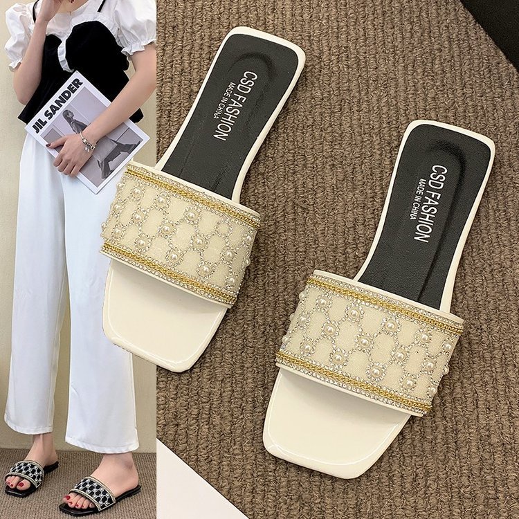 Dép lê nữ thời trang bệt quai ngang bản to đính ngọc da bóng đi biển xinh xắn - Mã D06
