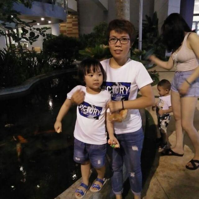 Combo áo mẹ con màu trắng