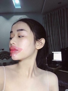 Mặt nạ môi BIOAQUA