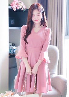 Đầm xoè hồng tay loa thắt nơ, váy dạo phố dịu dàng (kèm hình thật)