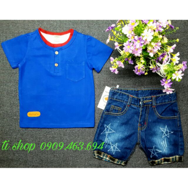 Bộ áo thun quần jeans Carter