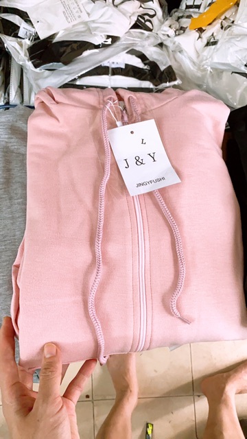 Bộ nỉ thể thao 3 màu dành cho nữ | BigBuy360 - bigbuy360.vn