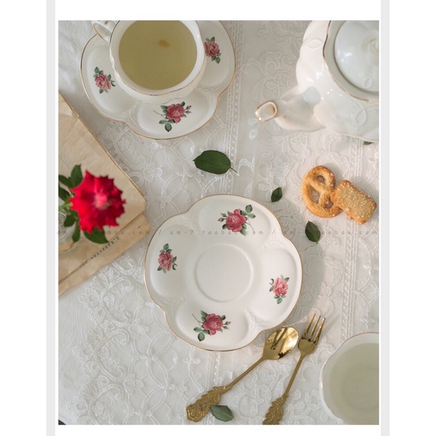 Set ấm tách trà gốm hoạ tiết hoa hồng vintage