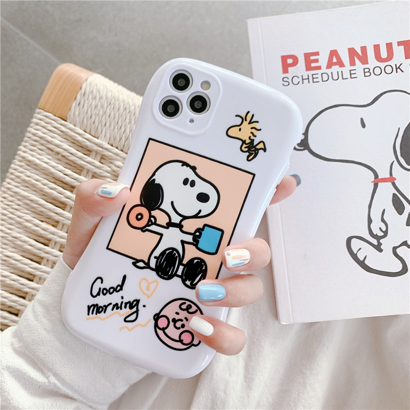 Ốp điện thoại mềm chống sốc in hình Charlie/Snoopy kèm giá đỡ cho iPhone13 Pro max 12/11 Pro max 7plus 8plus XR XSMAX