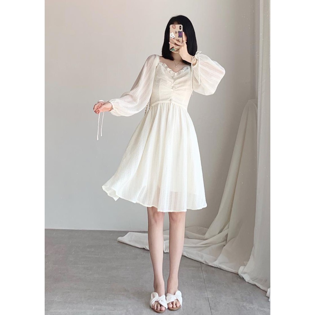 Đầm - váy trắng cổ tim dài tay bo chun khuy nhún ngực, Đầm - váy trắng cổ tim tay bồng babydoll  mặc được 2 kiểu | WebRaoVat - webraovat.net.vn