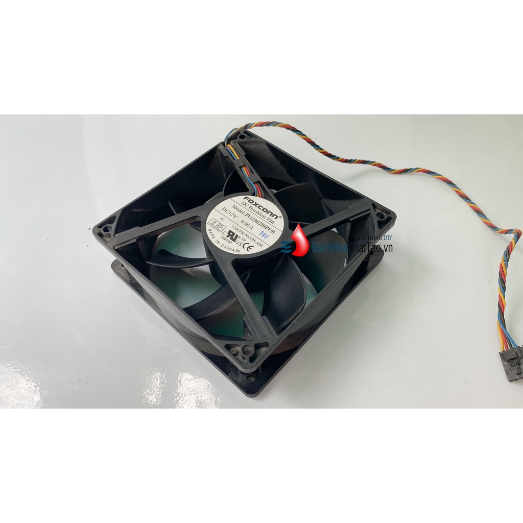 Quạt foxconn 12v 0.9a - 12cm vuông