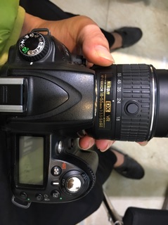 Máy aenh nikon d90 kis 18-55mm VR