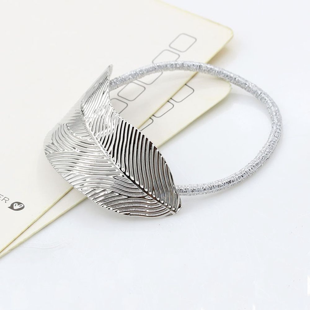 Dây cột tóc hình chiếc lá xinh xắn