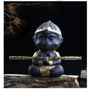 Tượng tôn ngộ không + kèm gậy size to 7x6x12cm trang trí bể cá, bàn làm việc