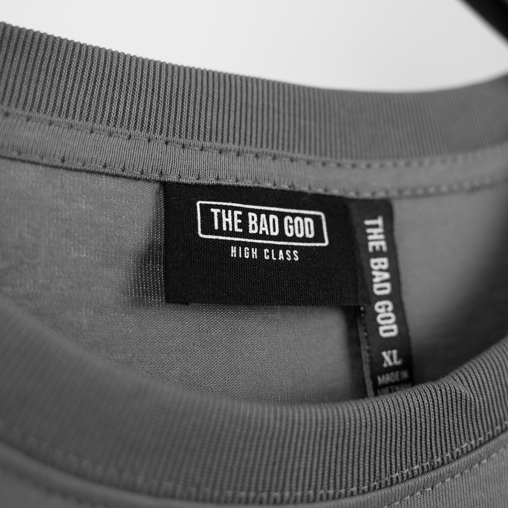 Áo thun tay lỡ The Bad God MED tee