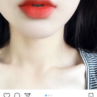 Son bút chì Mamonde kèm quà