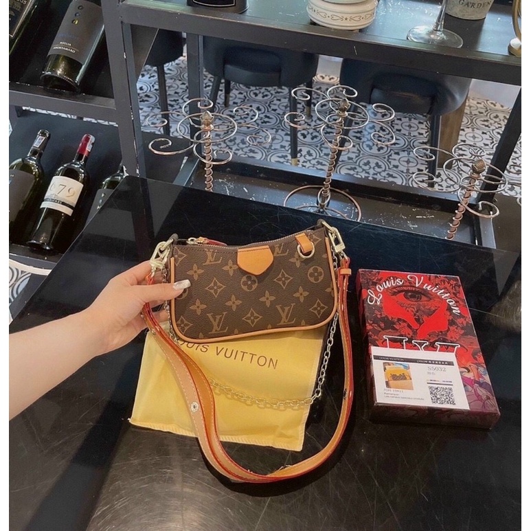 Túi kẹp nách lv hàng mới về