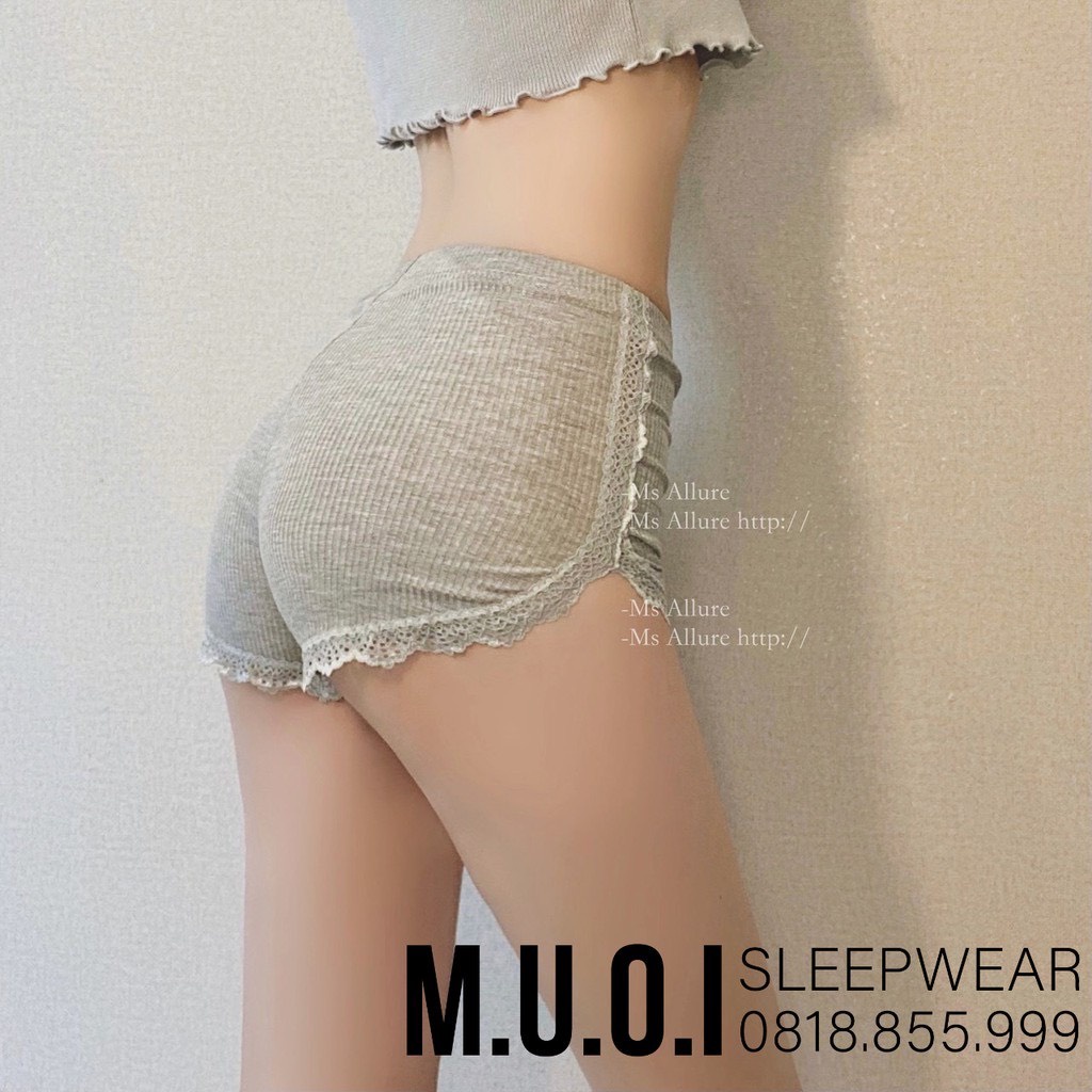 Quần bảo hộ mặc váy gân tăm viền ren điệu đà