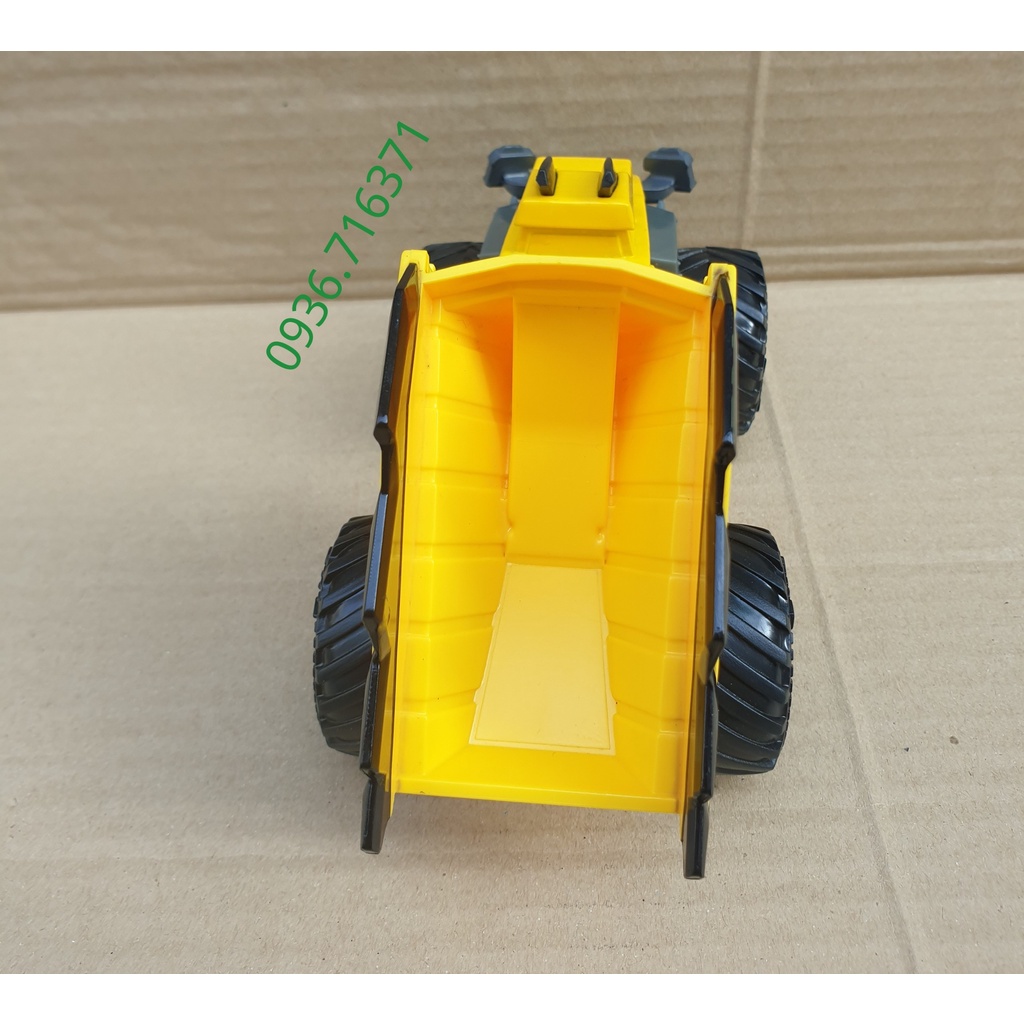 Mô hình xe Monter Jam Công Trình xe ben màu vàng cho bé hàng Spin Master Canada