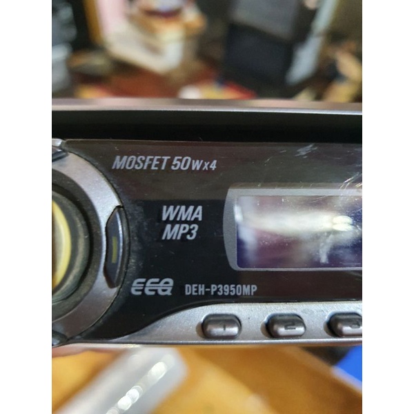 Pioneer DEH - P3950 MPAux ./ Radio./mp3./cd./out changer./Out Sub / Out RCA.giành cho các loại xe.