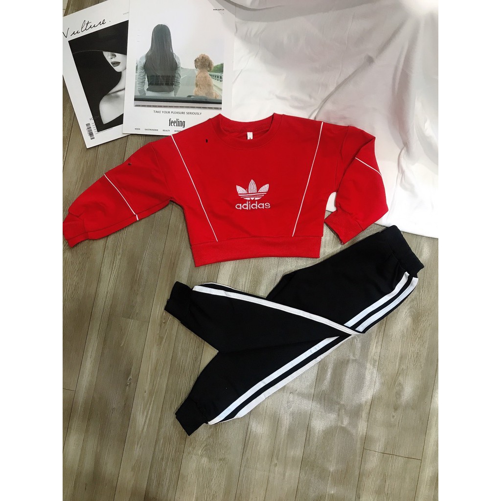 Bộ Thể Thao Dài Tay-Aó Croptop  -Chất Da Cá -Siêu Mịn Đẹp-