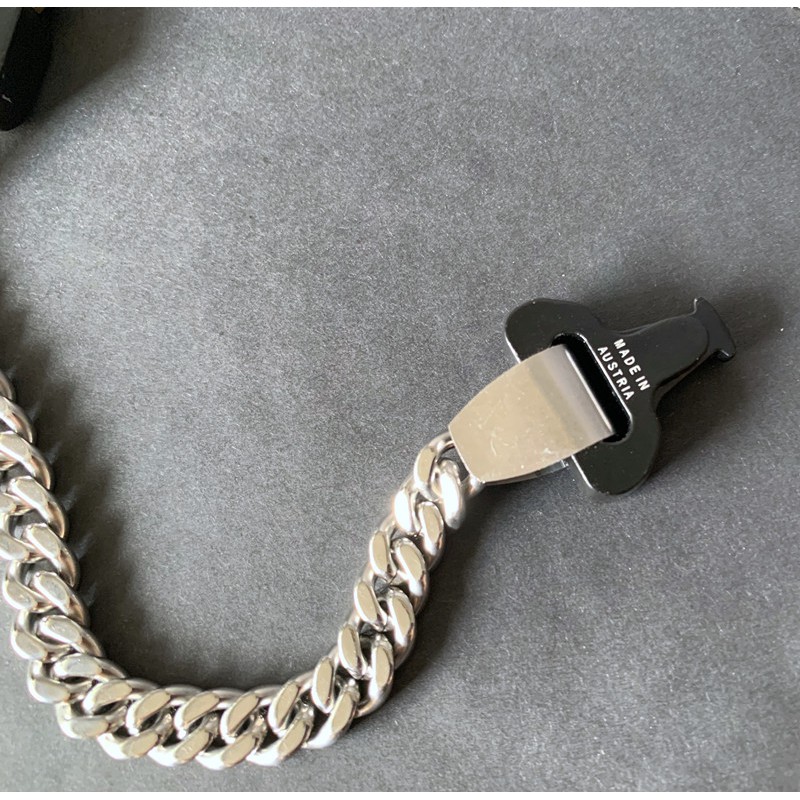 Vòng tay 1017 ALYX 9SM cubix buckle chain bracelet fw20