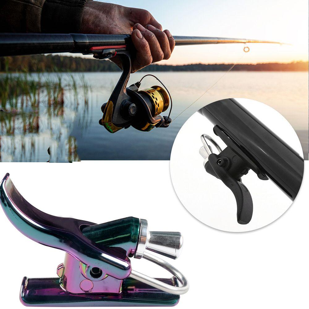 1 Dụng Cụ Kẹp Thùng Mồi Câu Cá Chuyên Dụng