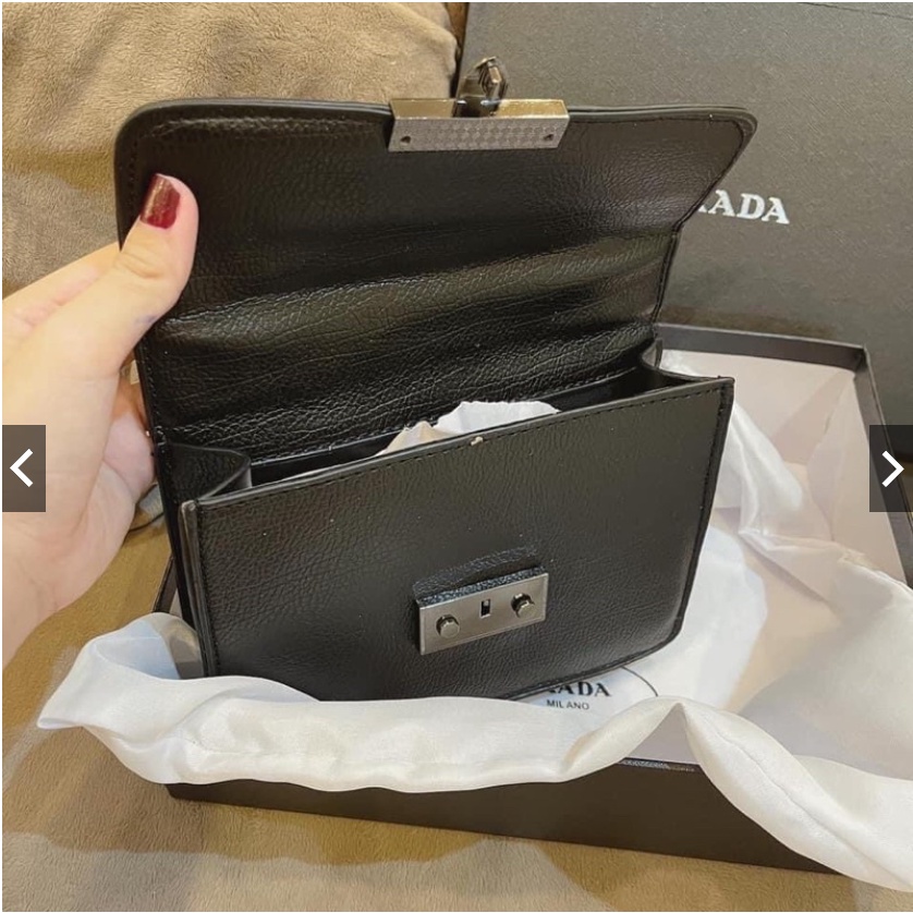 Túi Khóa Bấm Đen Da Trần C&K