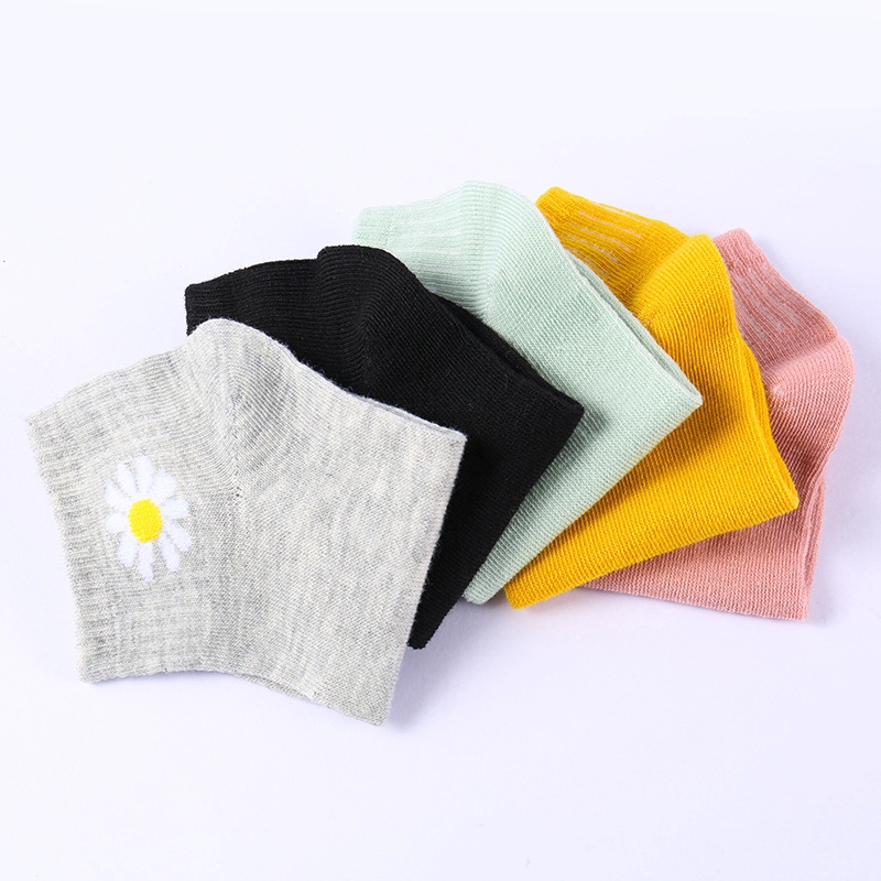Vớ cotton thoáng khí dễ thương họa tiết hoa cúc