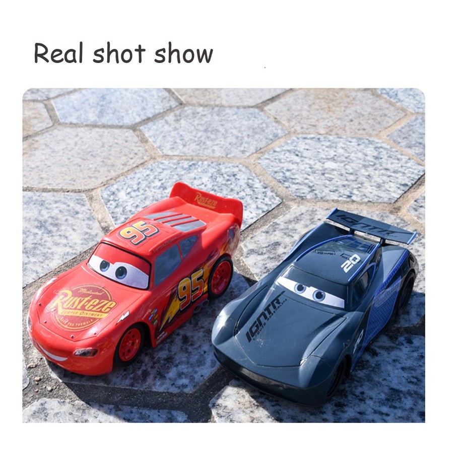 DISNEY Xe Hơi Điều Khiển Từ Xa McQueen and Jackson Storm 1: 18 22cm Kèm Phụ Kiện