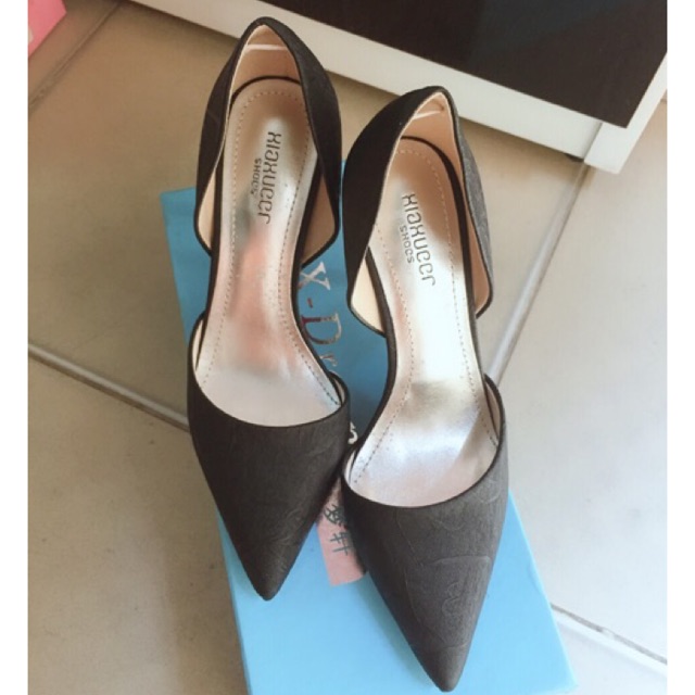 Giày cao gót đen vân fullbox sz225