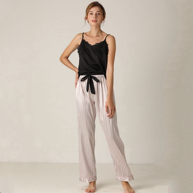 Đồ Ngủ Dáng Rộng Hoạ Tiết Kẻ Sọc Cho Phái Nữ