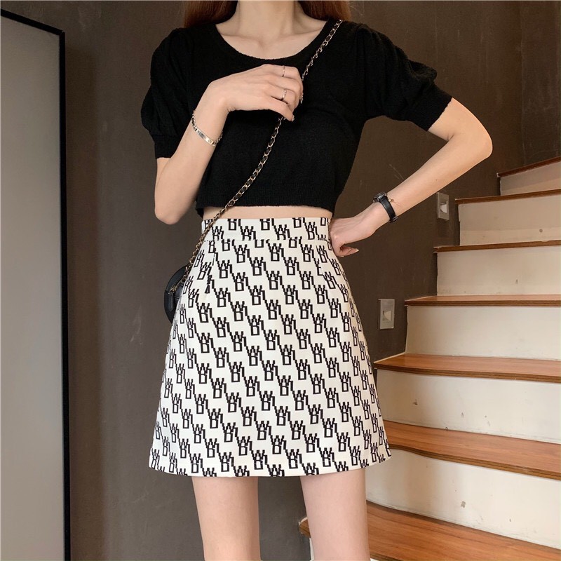 Chân váy chữ a , chân váy ngắn chất thô mềm kiểu dáng năng động trẻ trung | BigBuy360 - bigbuy360.vn