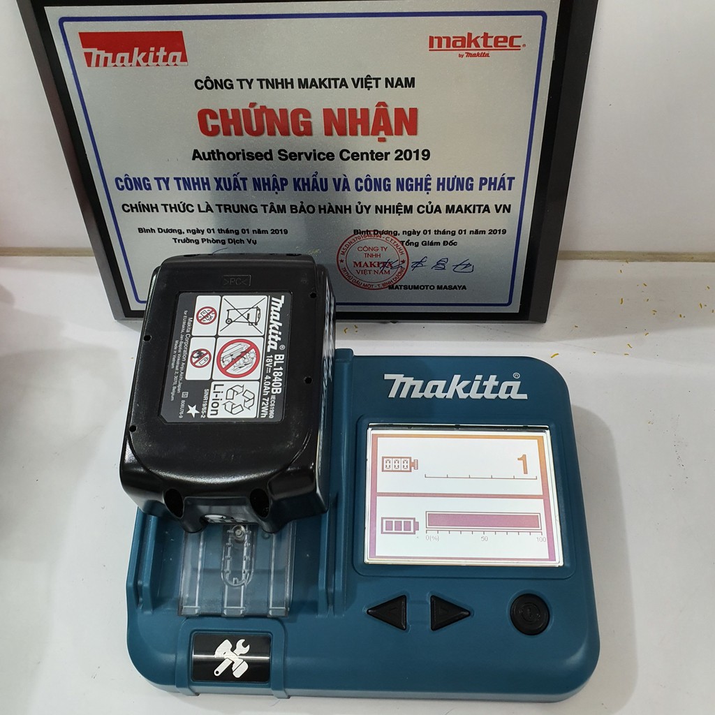 Pin Makita 18V/4.0 Ah chính hãng BL1840B