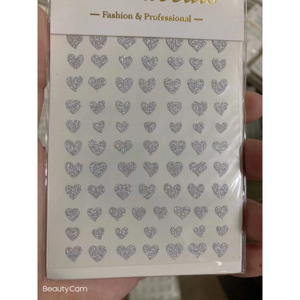 Stiker trang tri nail toa sang