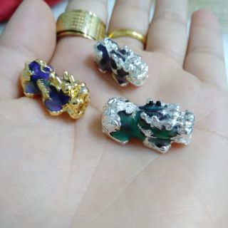 Vòng tỳ hưu đổi màu may mắn