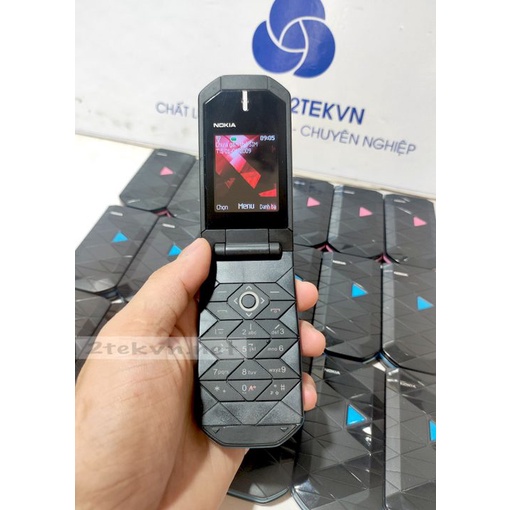 Điện thoại nắp gập Nokia 7070 kiểu dáng độc lạ- Bảo hành 12 tháng