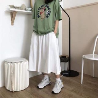 Chân váy dài xòe kaki