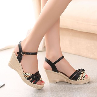 Giày Sandal Đế Xuồng Cao 7Cm Quai Phối Màu G003